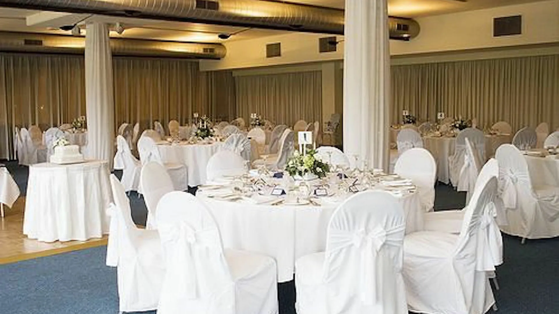 ***  Noosa Lakes Resort Noosaville Australia